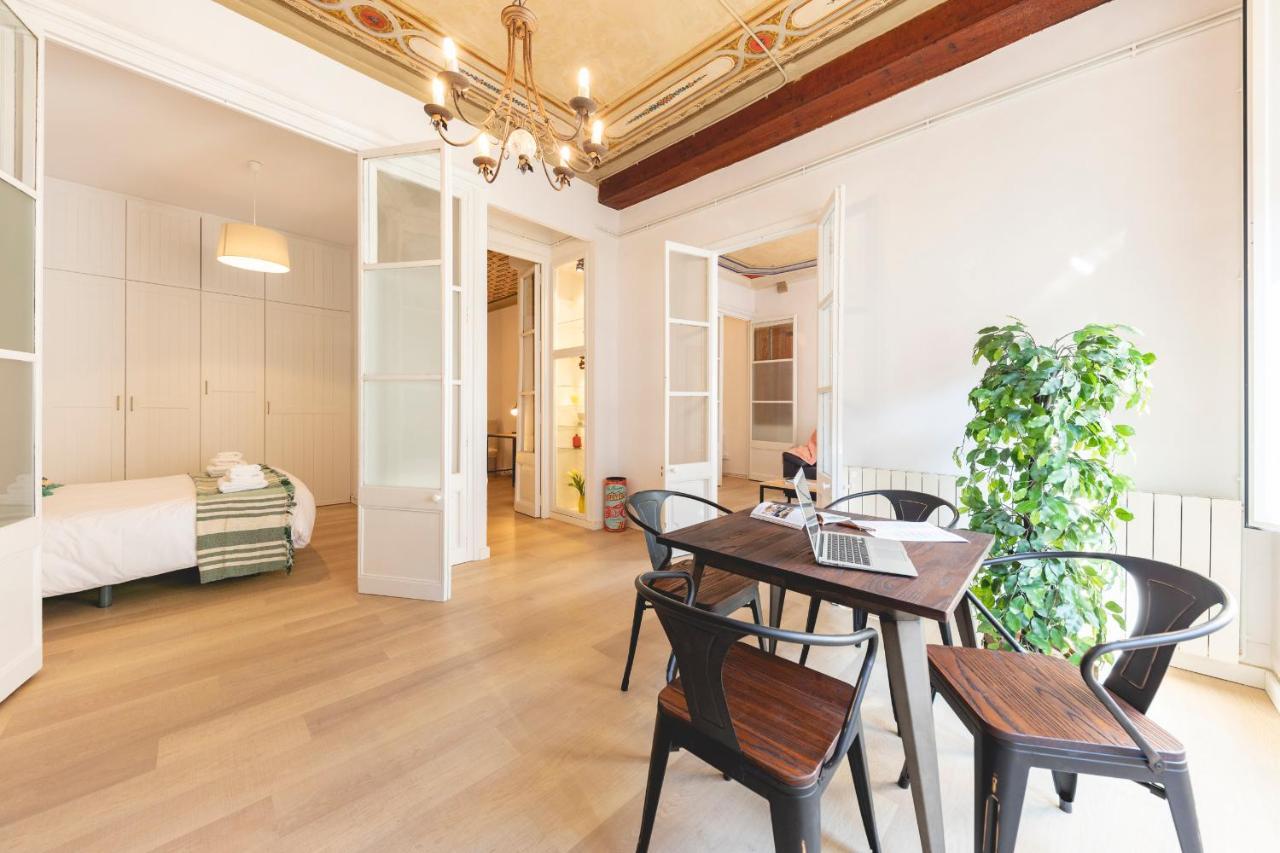 Bravissimo Placa Del Vi, Authentic Historic Apartment خيرونا المظهر الخارجي الصورة