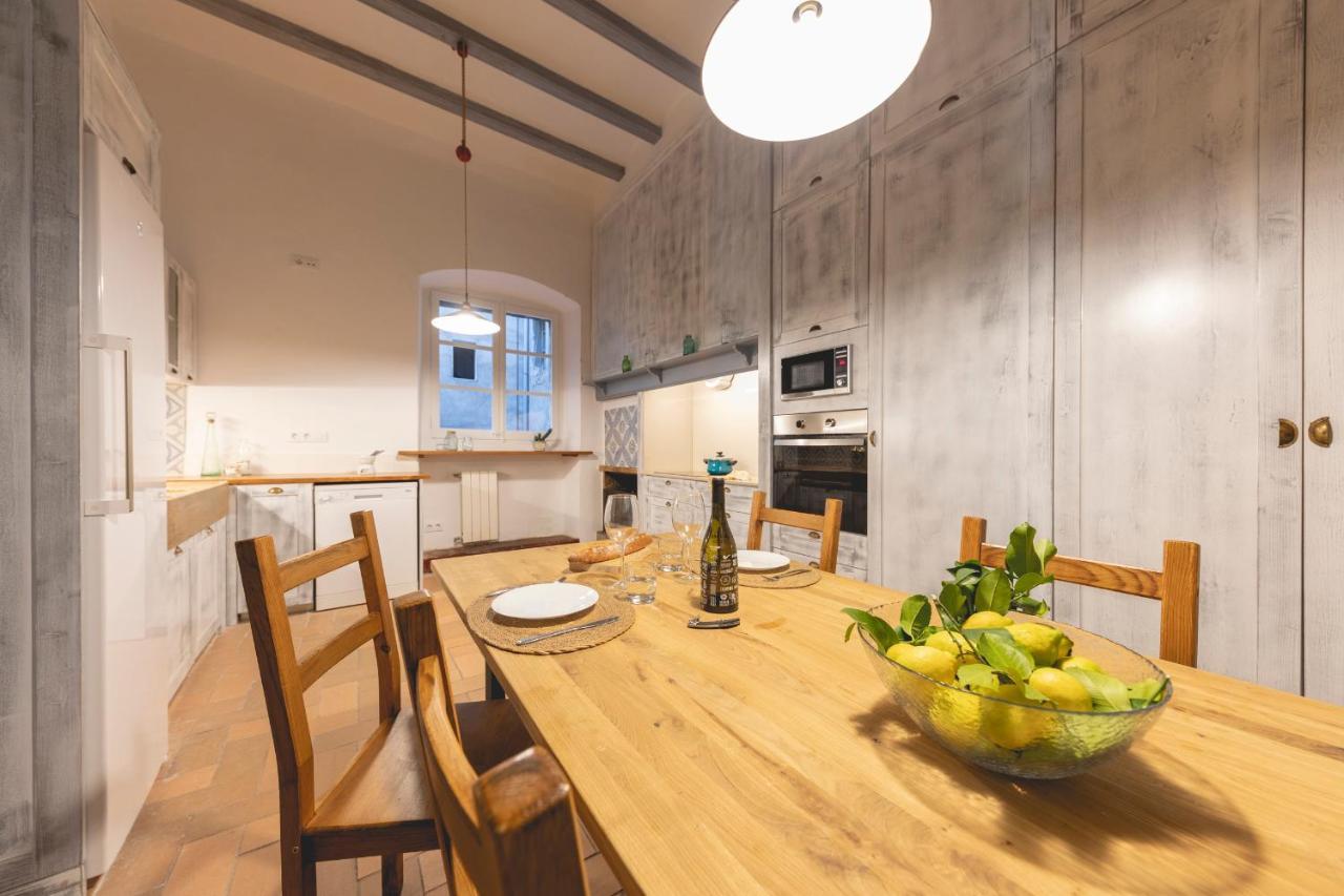 Bravissimo Placa Del Vi, Authentic Historic Apartment خيرونا المظهر الخارجي الصورة
