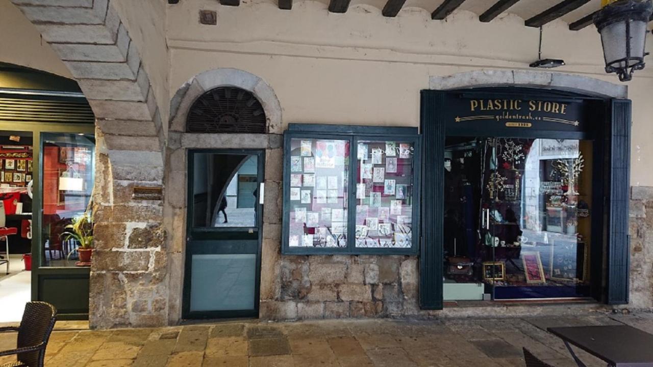 خيرونا Bravissimo Placa Del Vi, Authentic Historic Apartment المظهر الخارجي الصورة